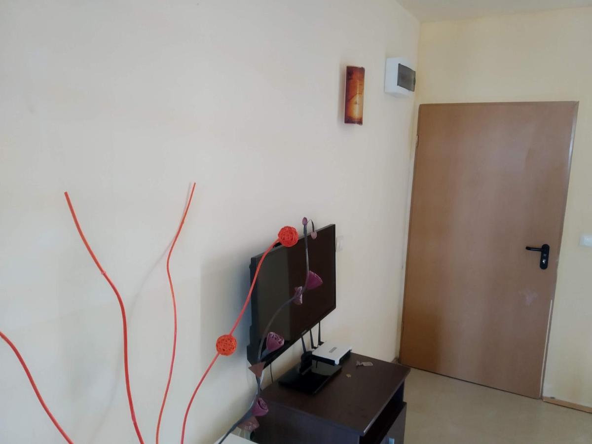 Къмпинг Градина - Garden Beach Apartments ソゾポル エクステリア 写真