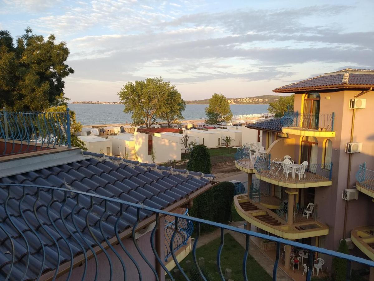 Къмпинг Градина - Garden Beach Apartments ソゾポル エクステリア 写真