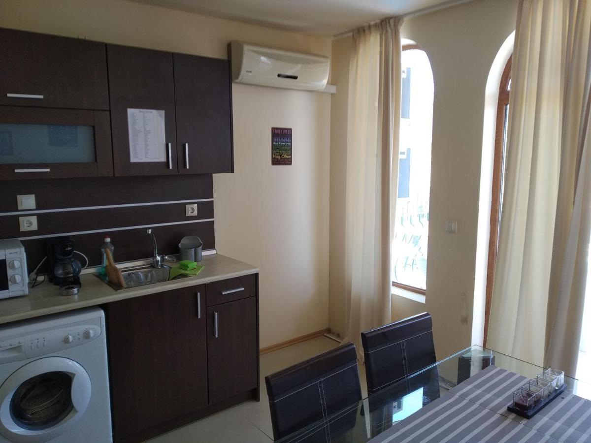 Къмпинг Градина - Garden Beach Apartments ソゾポル エクステリア 写真
