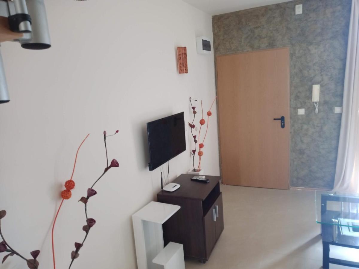 Къмпинг Градина - Garden Beach Apartments ソゾポル エクステリア 写真